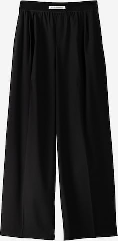 Bershka Wide Leg Bukser med lægfolder i sort: forside