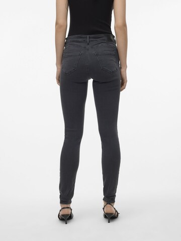 VERO MODA Skinny Jeans 'TANYA' in Grey