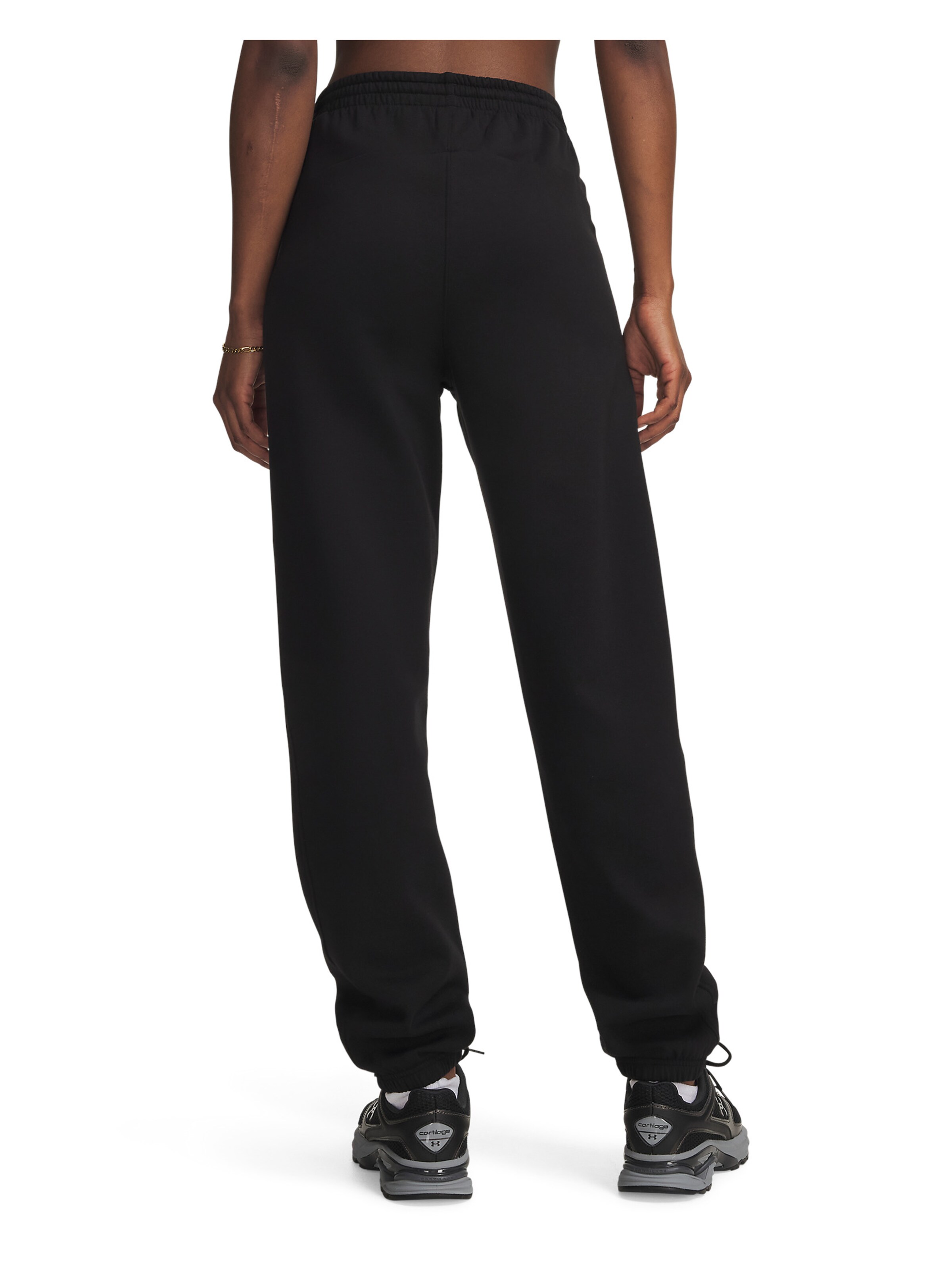 UNDER ARMOUR Loosefit Sportbroek 'Unstoppable' in Zwart