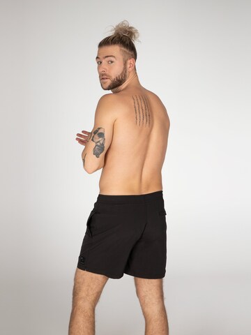 PROTEST Badeshorts 'FAST' in Schwarz
