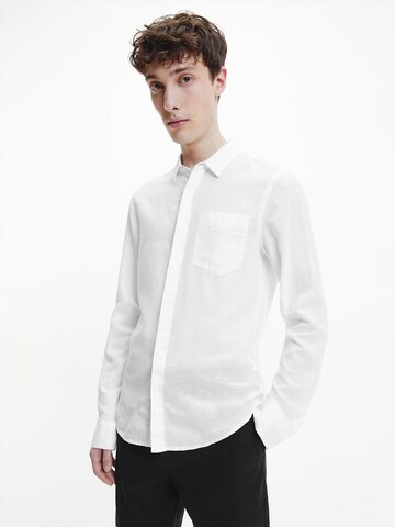 Calvin Klein Regular fit Button Up Shirt in White: front