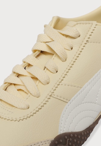 dzeltens PUMA Zemie brīvā laika apavi 'Bella UT LEA'