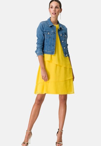 zero Kleid mit Lagen Look in Gelb