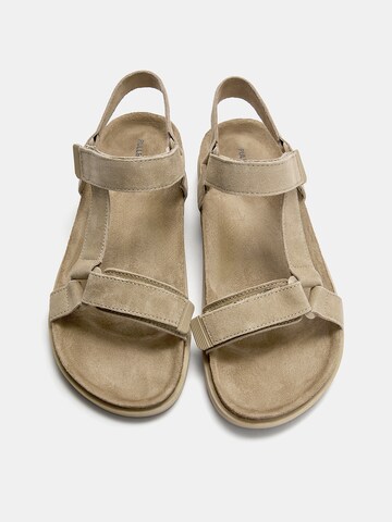 Sandales Pull&Bear en beige