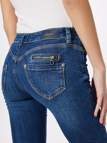 Slimfit Jeans 'Alexa' de la FREEMAN T. PORTER pe albastru