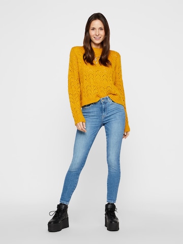 PIECES Skinny Jeans 'Delly' in Blau