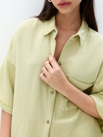 Chemisier Pull&Bear en vert