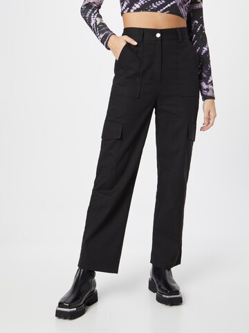 Dorothy Perkins Regular Cargo Pants in Black: front