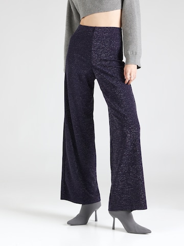 SISTERS POINT Wide leg Broek 'GLUT' in Blauw: voorkant