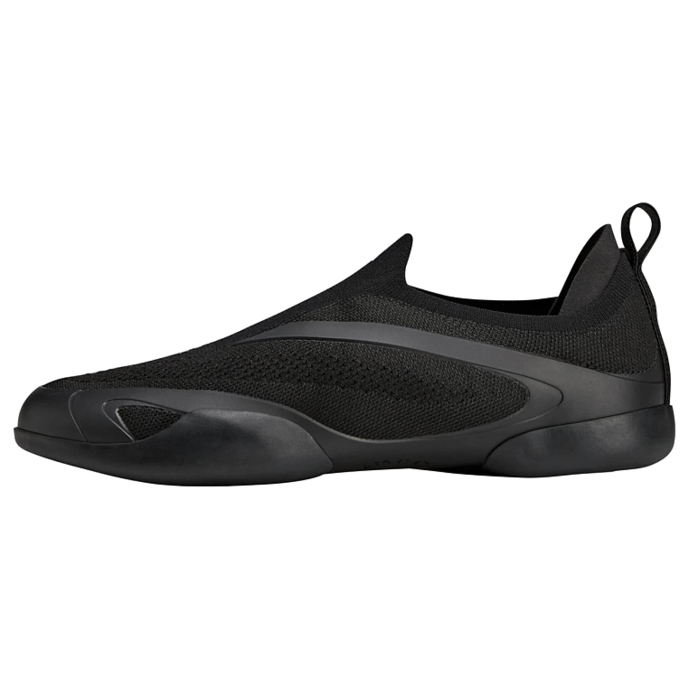 Chaussure de sport 'Taekwondo' ADIDAS BY STELLA MCCARTNEY en noir : devant
