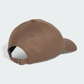 ADIDAS PERFORMANCE - Boné desportivo em castanho
