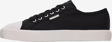 Baskets basses Calvin Klein en noir : devant