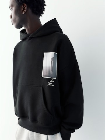 Felpa di Pull&Bear in nero