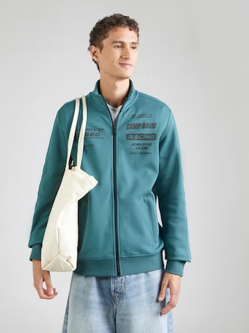 CAMP DAVID Zip-Up Hoodie in Green: front