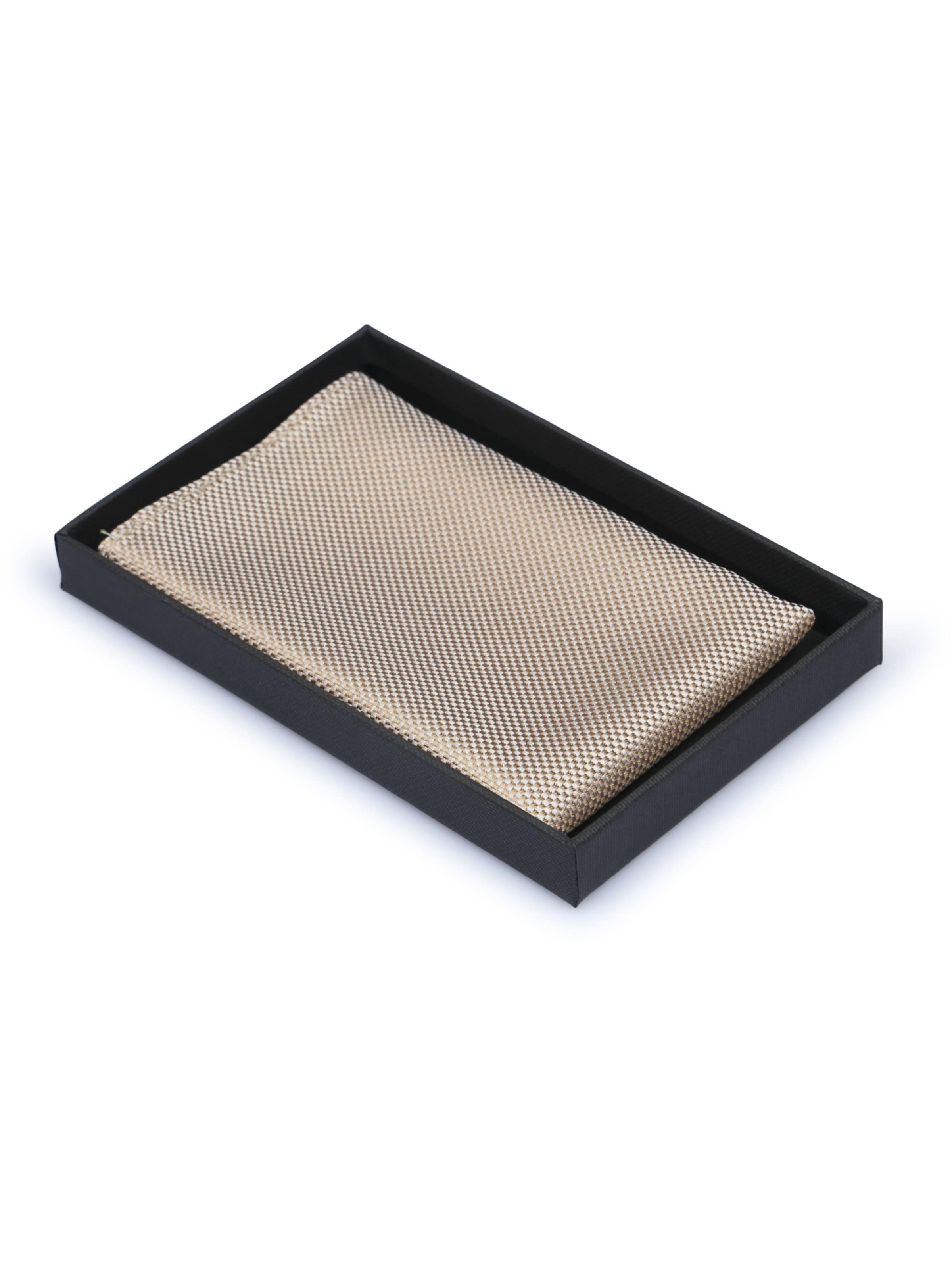 Suitable Pochet in Beige