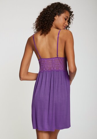 LASCANA Negligee in Purple