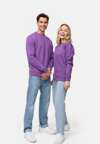 smiler. Sweatshirt in Purple: front