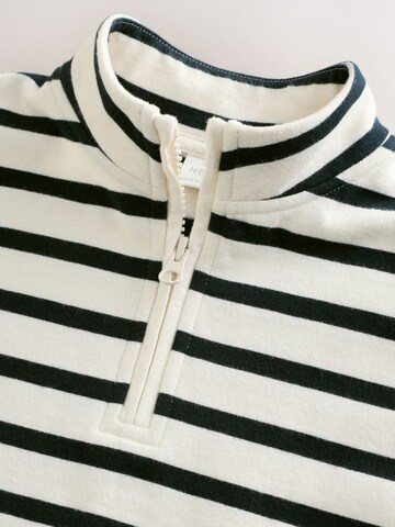 Next Рокля в пъстро