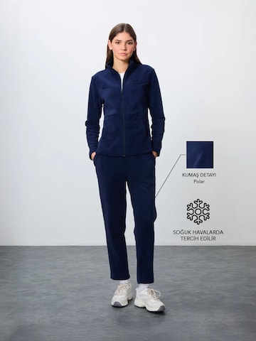 Survêtement Tommy Life en bleu : devant