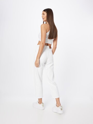 UNITED COLORS OF BENETTON - Tapered Vaquero en blanco