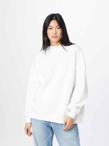 Calvin Klein Jeans Sweatshirt in Wit: voorkant