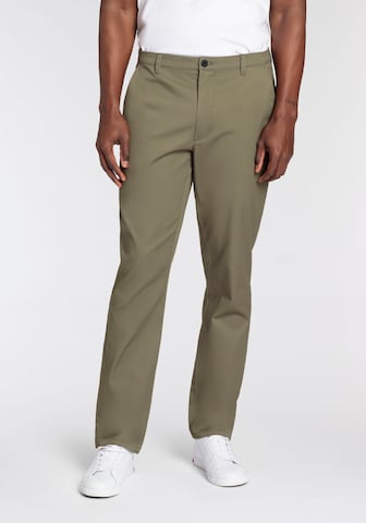 KangaROOS Chino Pants in Green: front