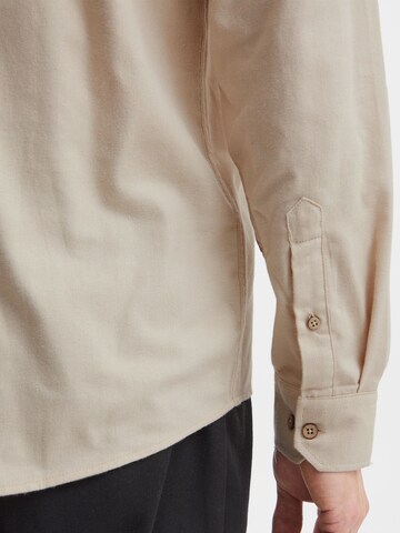 !Solid - Ajuste regular Camisa 'Pete' en beige