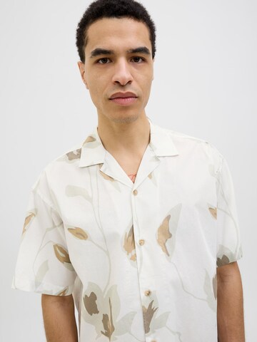 JACK & JONES Comfort fit Button Up Shirt in White