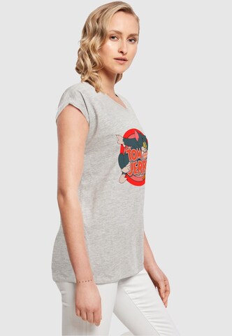 ABSOLUTE CULT T-Shirt 'Tom And Jerry - Classic Catch' in Grau