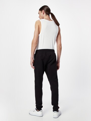 Superdry Slimfit Spodnie 'Code Tech' w kolorze czarny