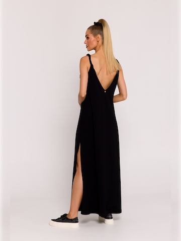 Rochie de la made of emotion pe negru