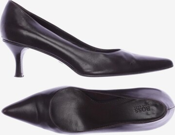 BOSS Black Pumps 39 in Braun: predná strana