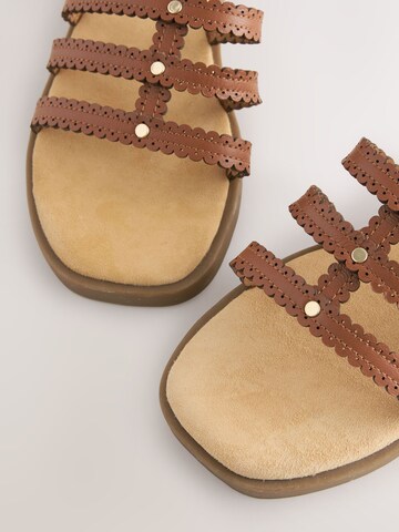 Sandale de la Next pe maro