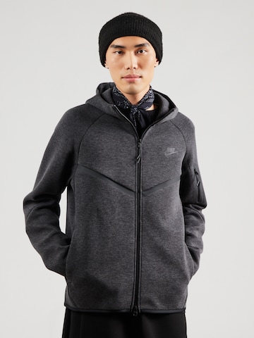 Nike Sportswear Sweatjacke 'Tech Fleece' in Schwarz: Vorderseite
