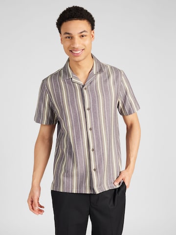 TOPMAN Regular fit Button Up Shirt in Purple: front