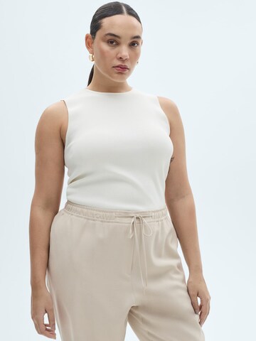 MANGO regular Bukser 'FLUIDO' i beige