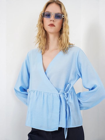 Bigdart Blouse in Blauw