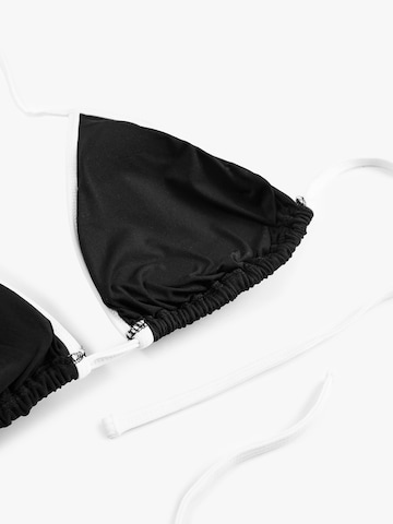 Koton Triangel Bikinitop in Zwart