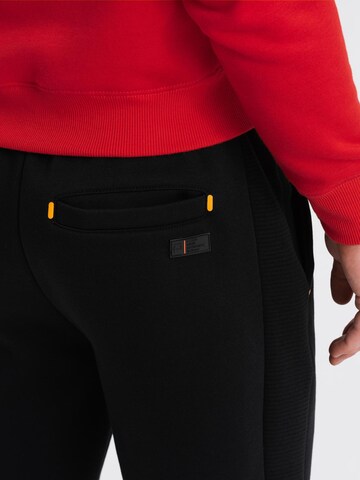 Coupe slim Pantalon Ombre en noir