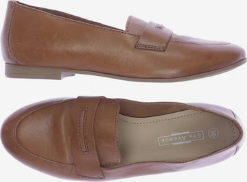 5TH AVENUE Flats & Loafers in 36 in Brown: front