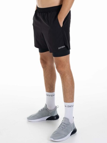 Divina Regular Sportshorts 'Fungor' in Schwarz