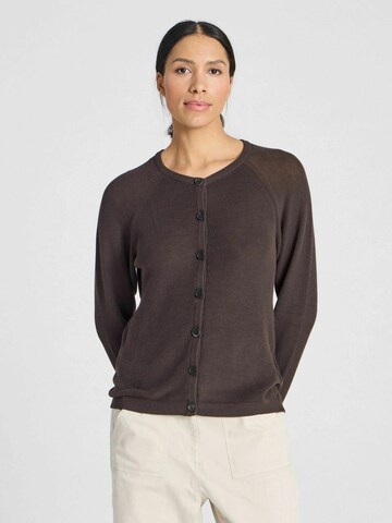 Gai+Lisva Strickjacke  'Ella' in Braun: Vorderseite