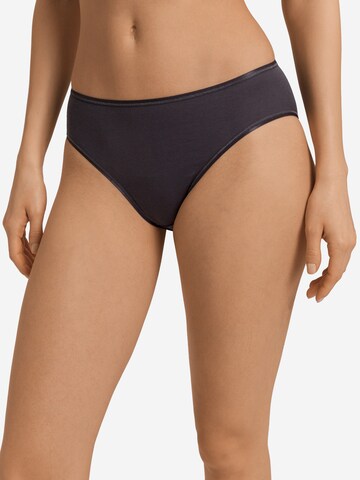 Slip Hanro en gris : devant