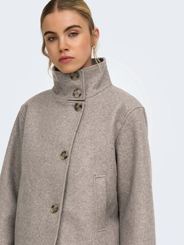 Giacca di mezza stagione 'ONLVELA' di ONLY in marrone