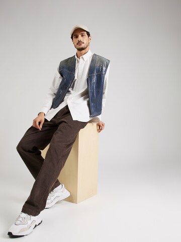 LEVI'S ® - Ajuste regular Camisa 'Authentic' en beige