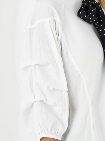 T-shirt ' Blouse ' Coster Copenhagen en blanc