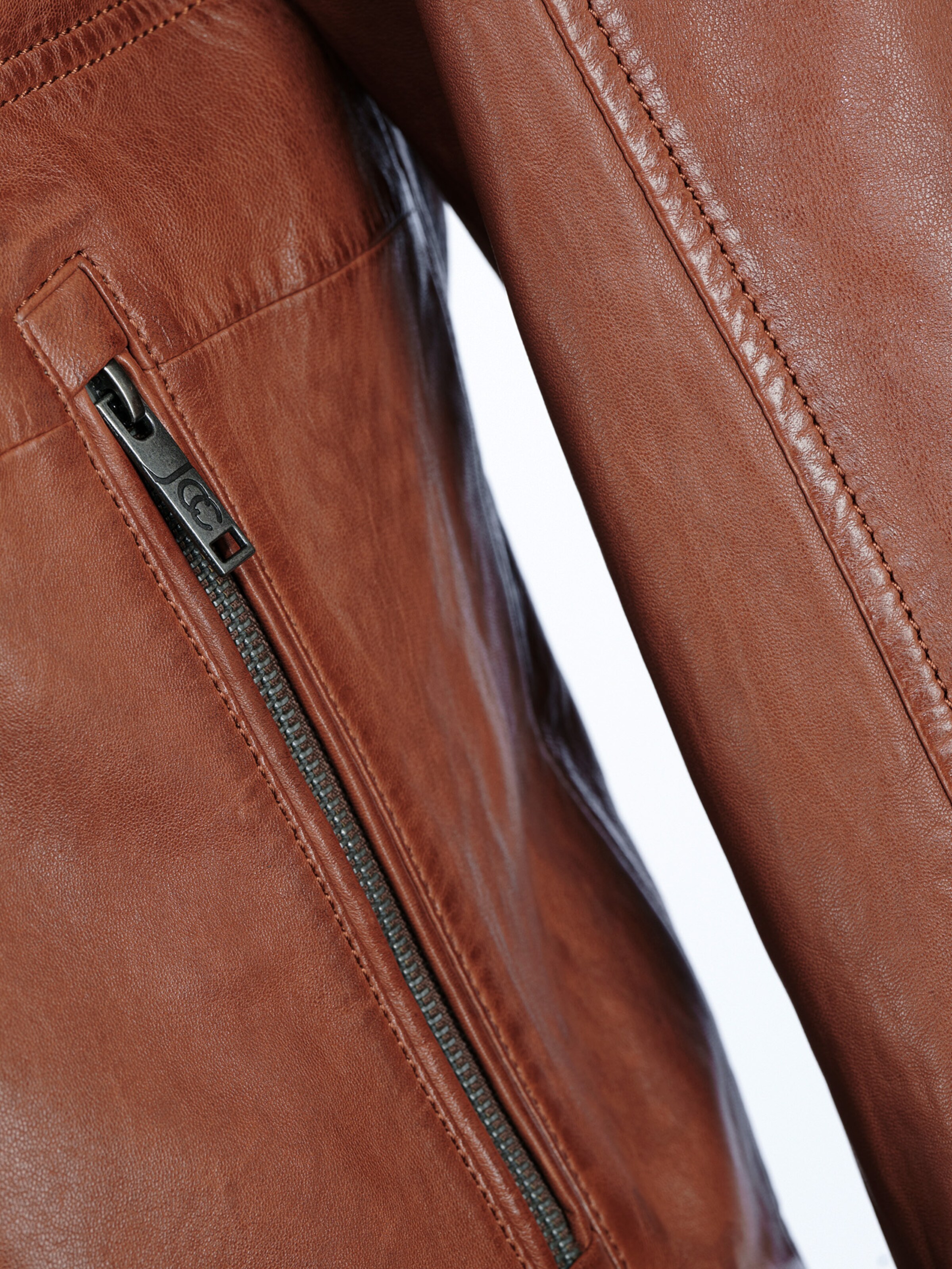JCC Between-Season Jacket in Brown
