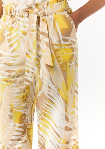 Regular Pantalon COMMA en jaune