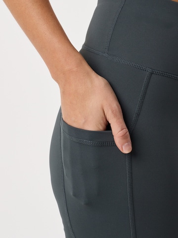 SWEDEMOUNT Skinny Sportbroek 'Core' in Groen