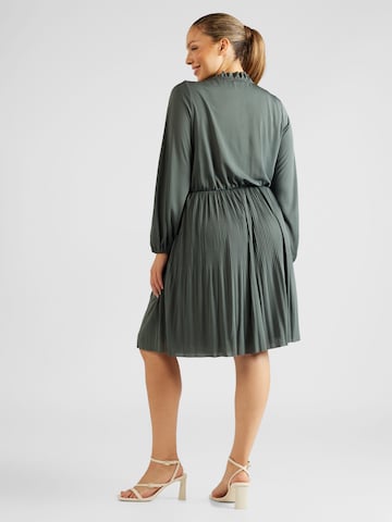Robe-chemise 'Lotti Dress' ABOUT YOU Curvy en vert